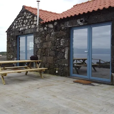 Casa Da Ribeirinha (Pico Island)