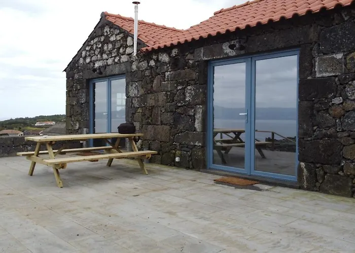 Casa Da Ribeirinha (Pico Island)