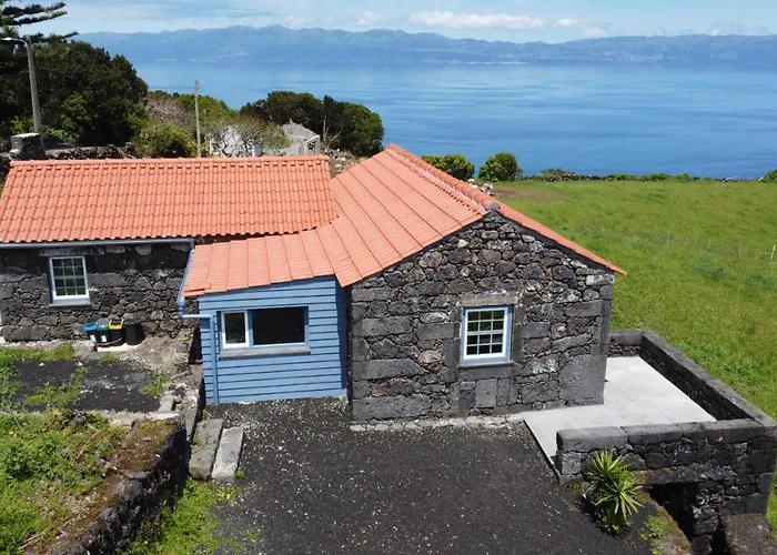 Casa Da * Ribeirinha (Pico Island)