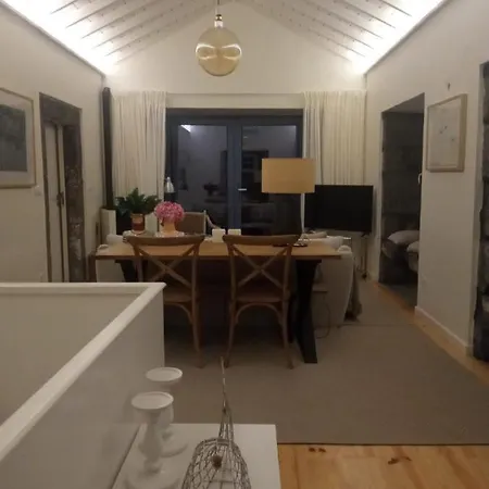 Casa Da Ribeirinha (Pico Island)