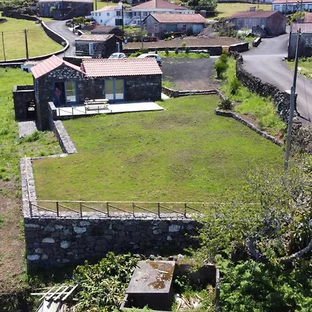 Casa Da Ribeirinha Casa de Férias *